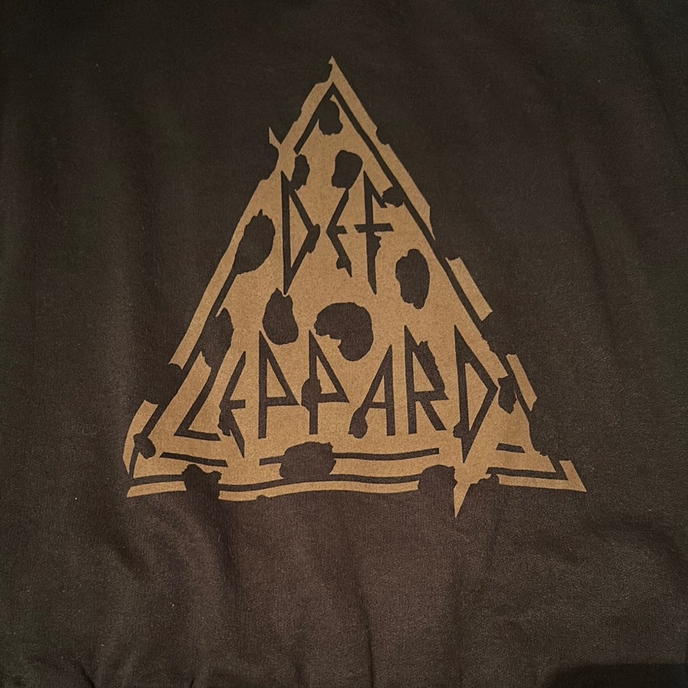 Def Leppard Graphic Tee